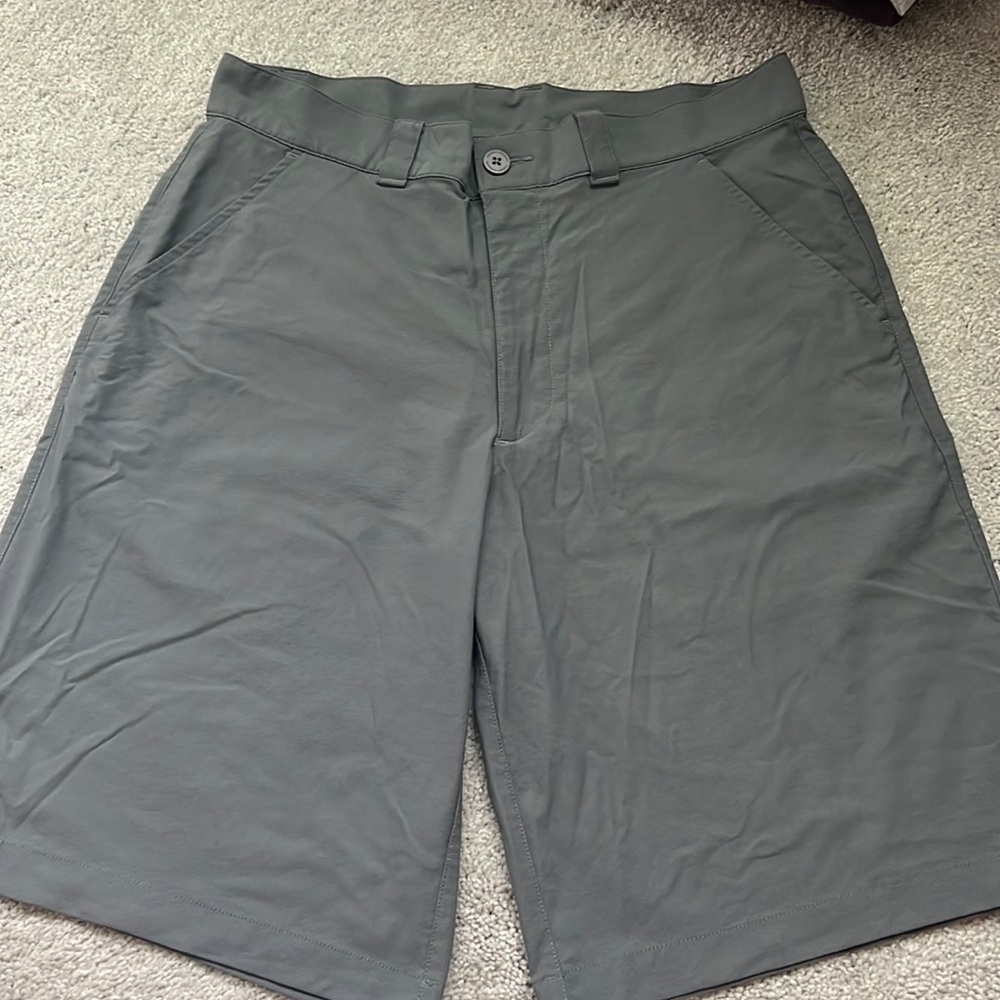 Men’s under Armour quick dry shorts